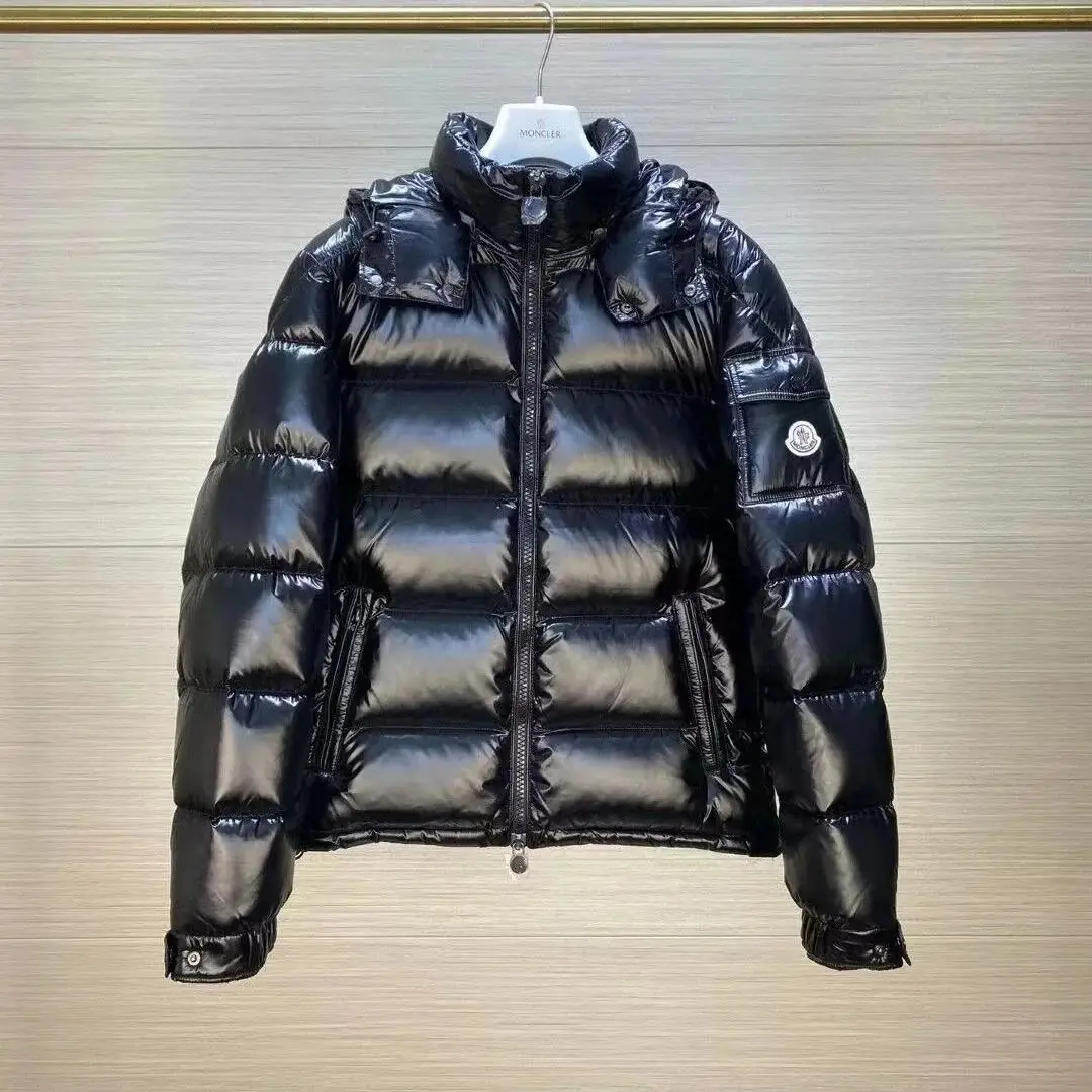 Moncler down jacket vista 3