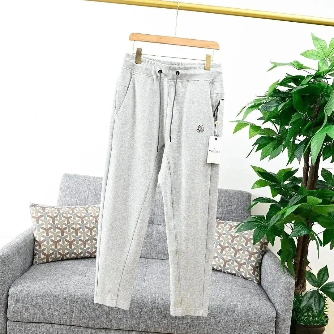 Moncler Jogger Pants [11 styles] vista 2