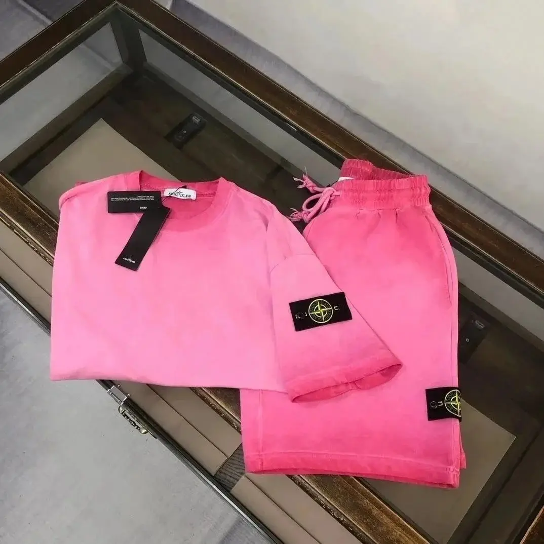 Stone Island set vista 3