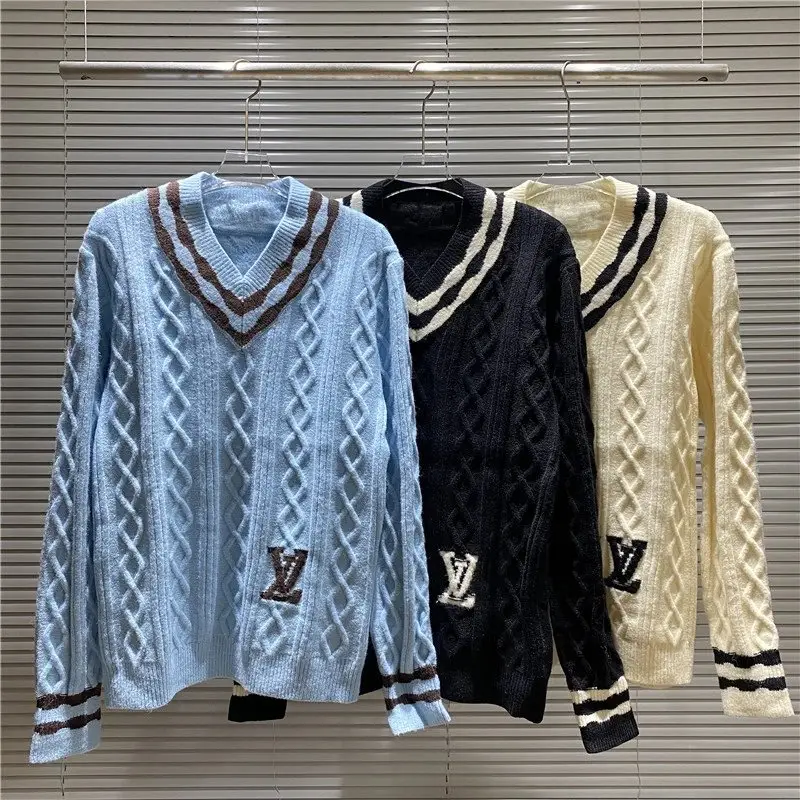 LV Monogram Knit Sweater [7 styles] vista 2