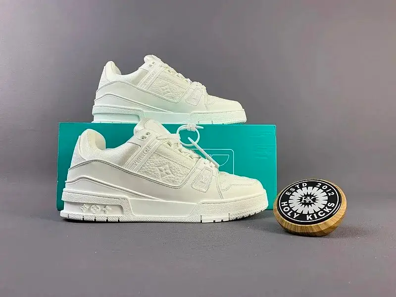 Louis Vuitton Trainer Sneakers vista 3